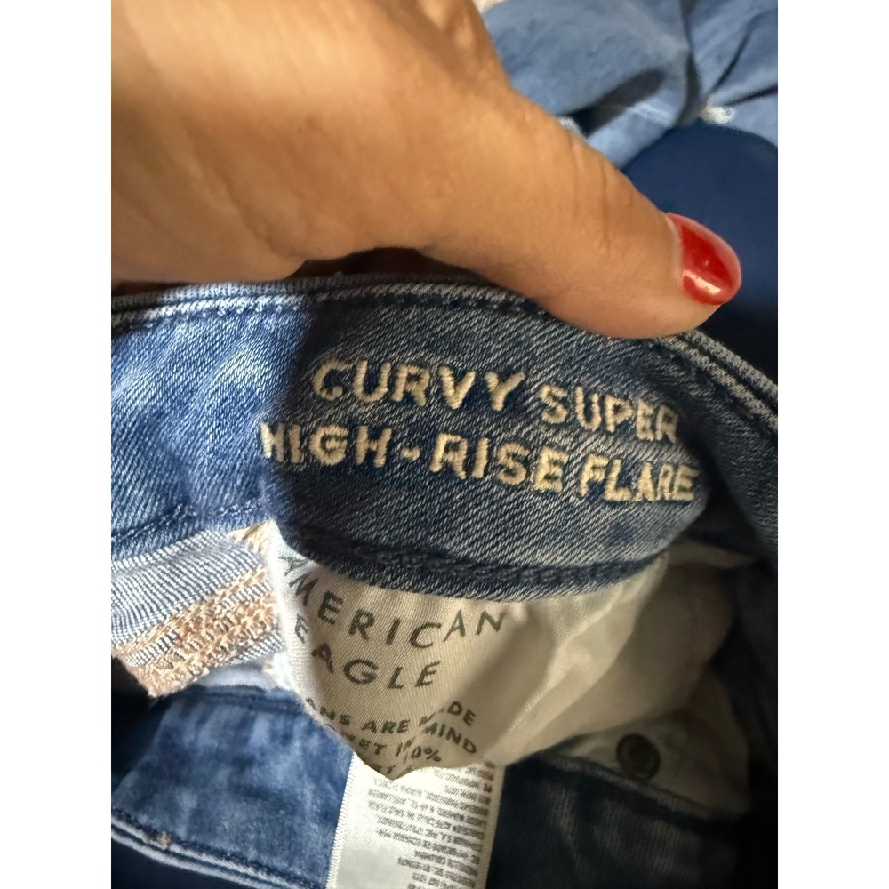American Eagle Curvy Super High-Rise Flare Distressed Jeans Blue Size 6 Regular - Picture 4 of 7